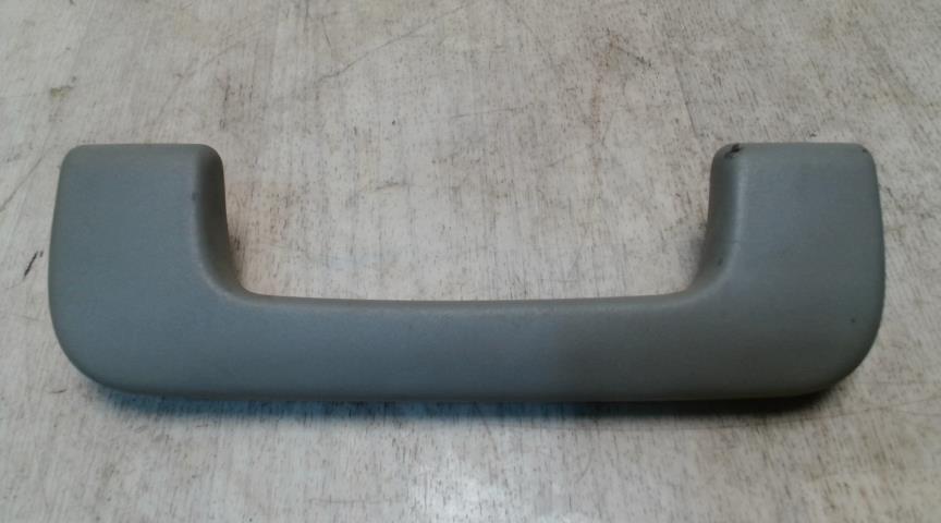 Poignee de maintien avant droit AUDI A4 2 PHASE 1 Diesel - 1