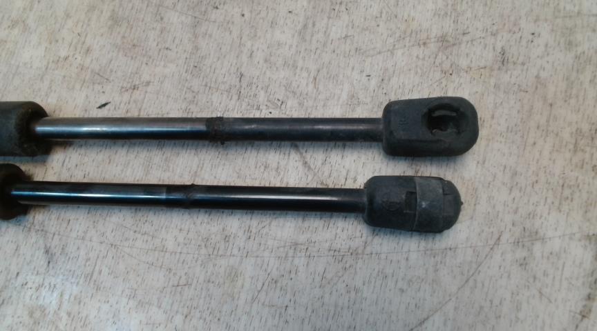 Verin de coffre AUDI A4 2 PHASE 1 Diesel - 1
