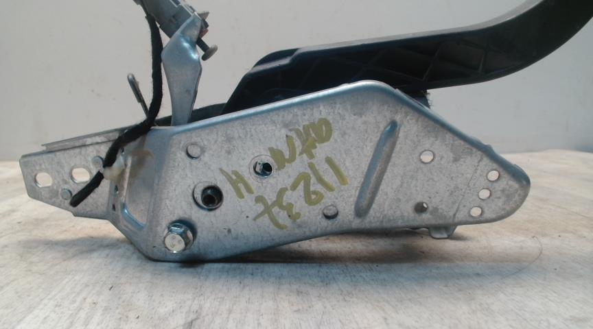 Pedale d'embrayage OPEL ASTRA H PHASE 1 Diesel - 1