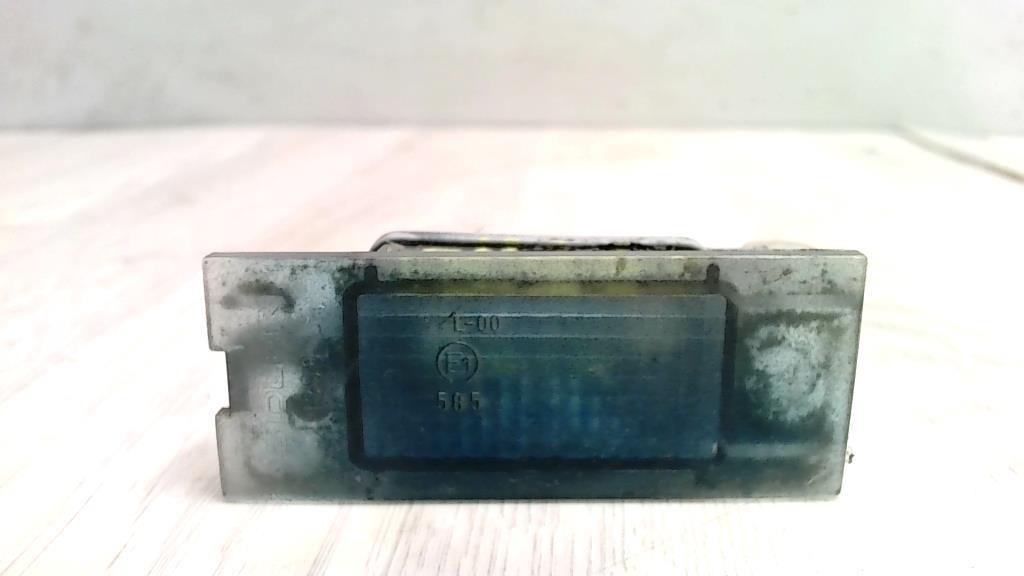 Eclairage de plaque RENAULT LAGUNA 2 PHASE 2 Diesel - 1