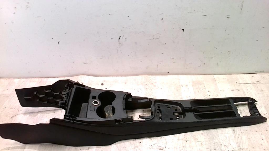 Console central (interieur plastique) VOLKSWAGEN POLO 5 PHASE 1 Diesel - 1