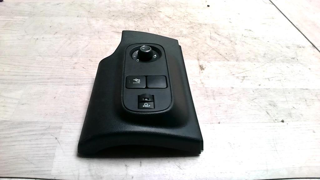 Commande retroviseurs CITROEN C3 3 PHASE 1 Essence - 1