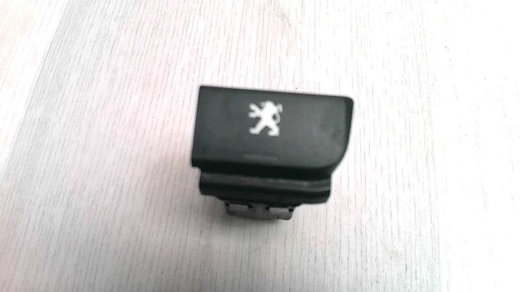 Bouton/Interrupteur PEUGEOT 5008 1 PHASE 1 Diesel - 1