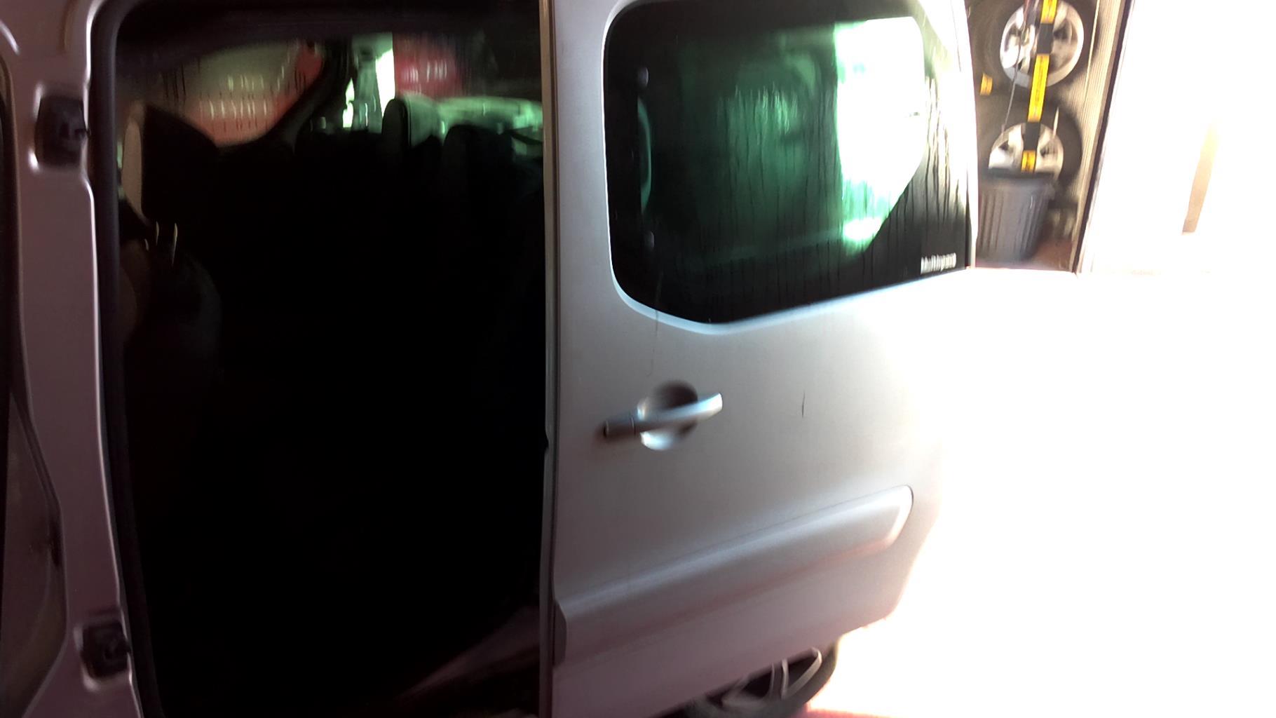 Porte laterale gauche CITROEN BERLINGO 2 PHASE 1 Diesel - 1