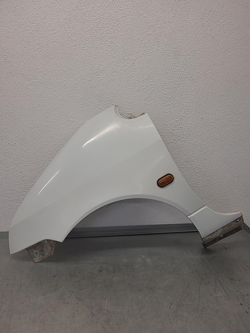 Aile avant gauche RENAULT TWINGO 1 PHASE 2 Essence - 1