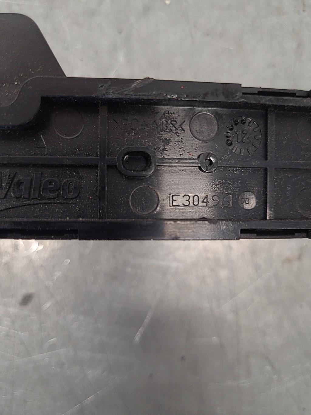 Bouton de warning FIAT 500 2 PHASE 1  - 1