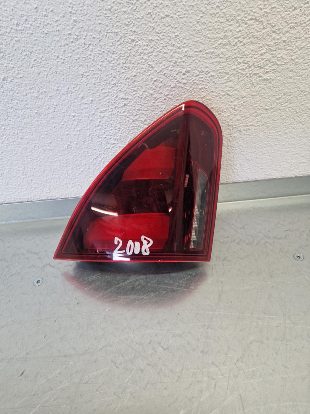 Feu arriere secondaire gauche (feux) PEUGEOT 2008 2  - 1