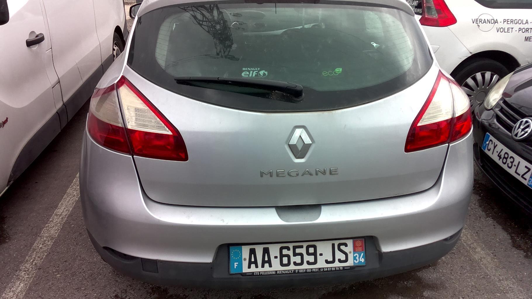 Vase de lave glace RENAULT MEGANE 3 PHASE 1 Diesel - 1