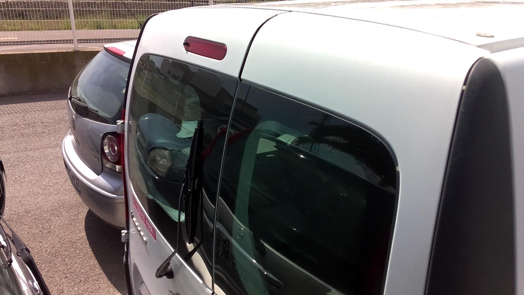 Feu arriere stop central RENAULT KANGOO 2 Diesel - 1