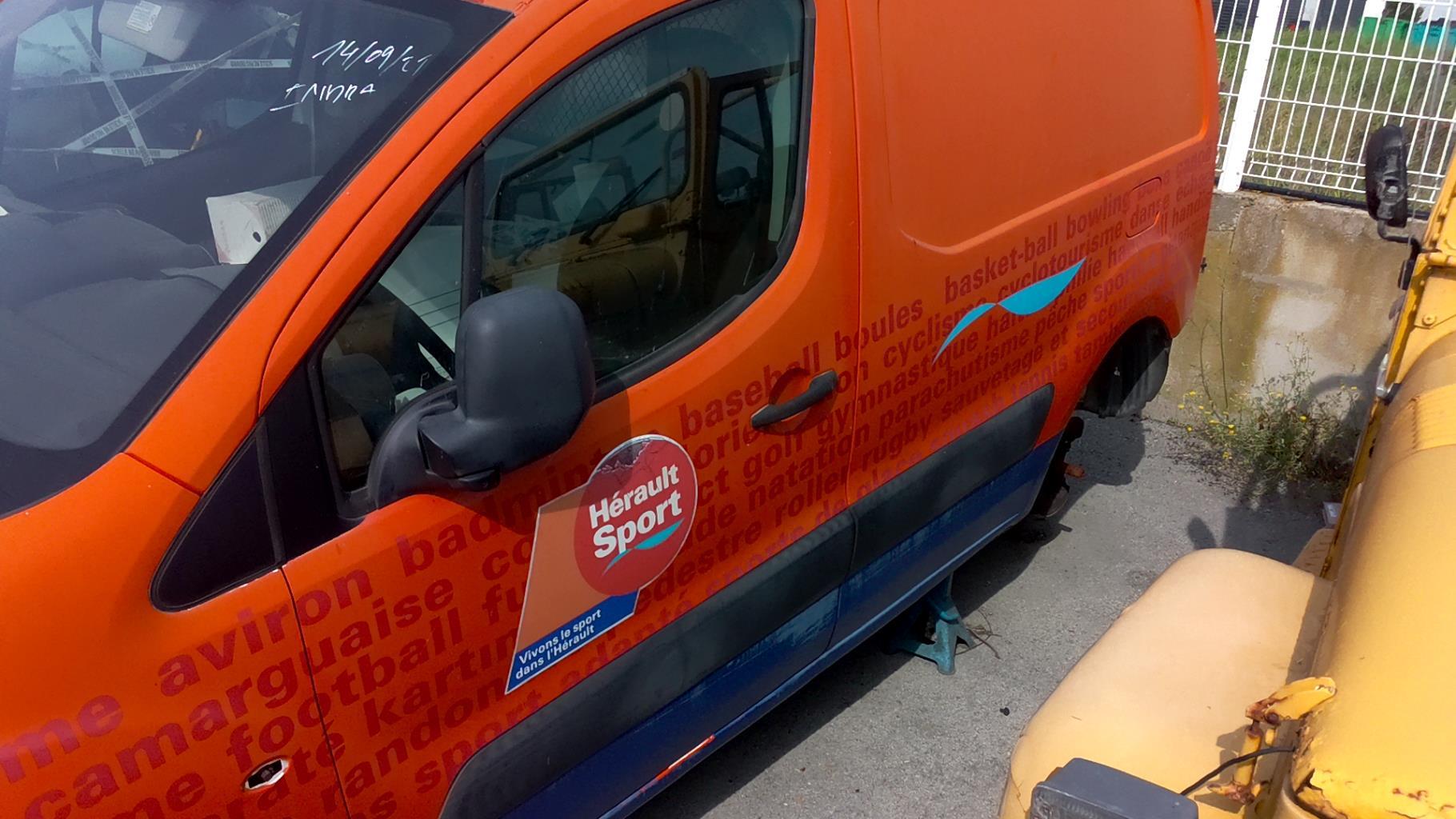 Porte avant gauche CITROEN BERLINGO 2 PHASE 1 Diesel - 1