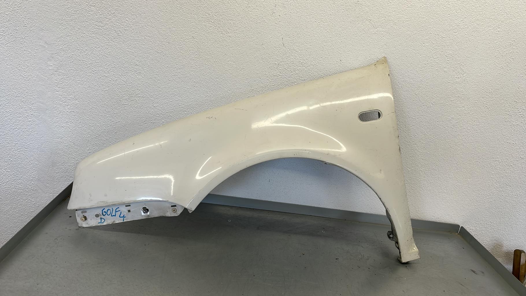 Aile avant gauche VOLKSWAGEN GOLF 4  - 1