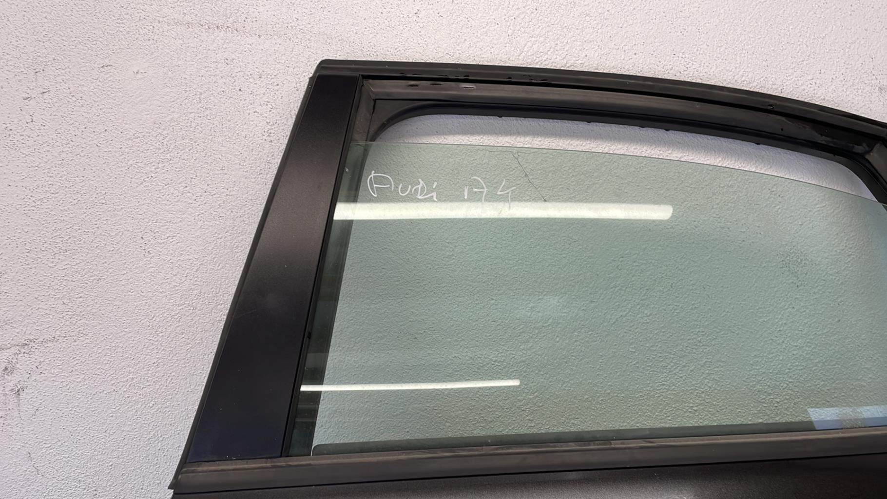Porte arriere gauche AUDI A4 3 PHASE 1  - 1