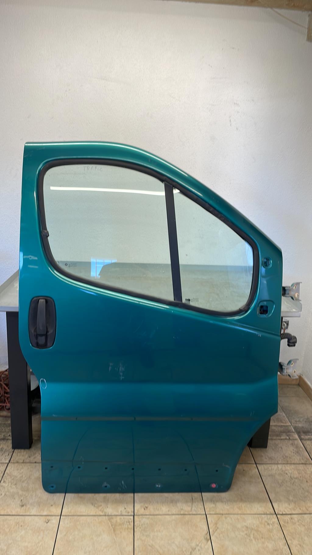 Porte avant droit RENAULT TRAFIC 2 PHASE 1  - 1