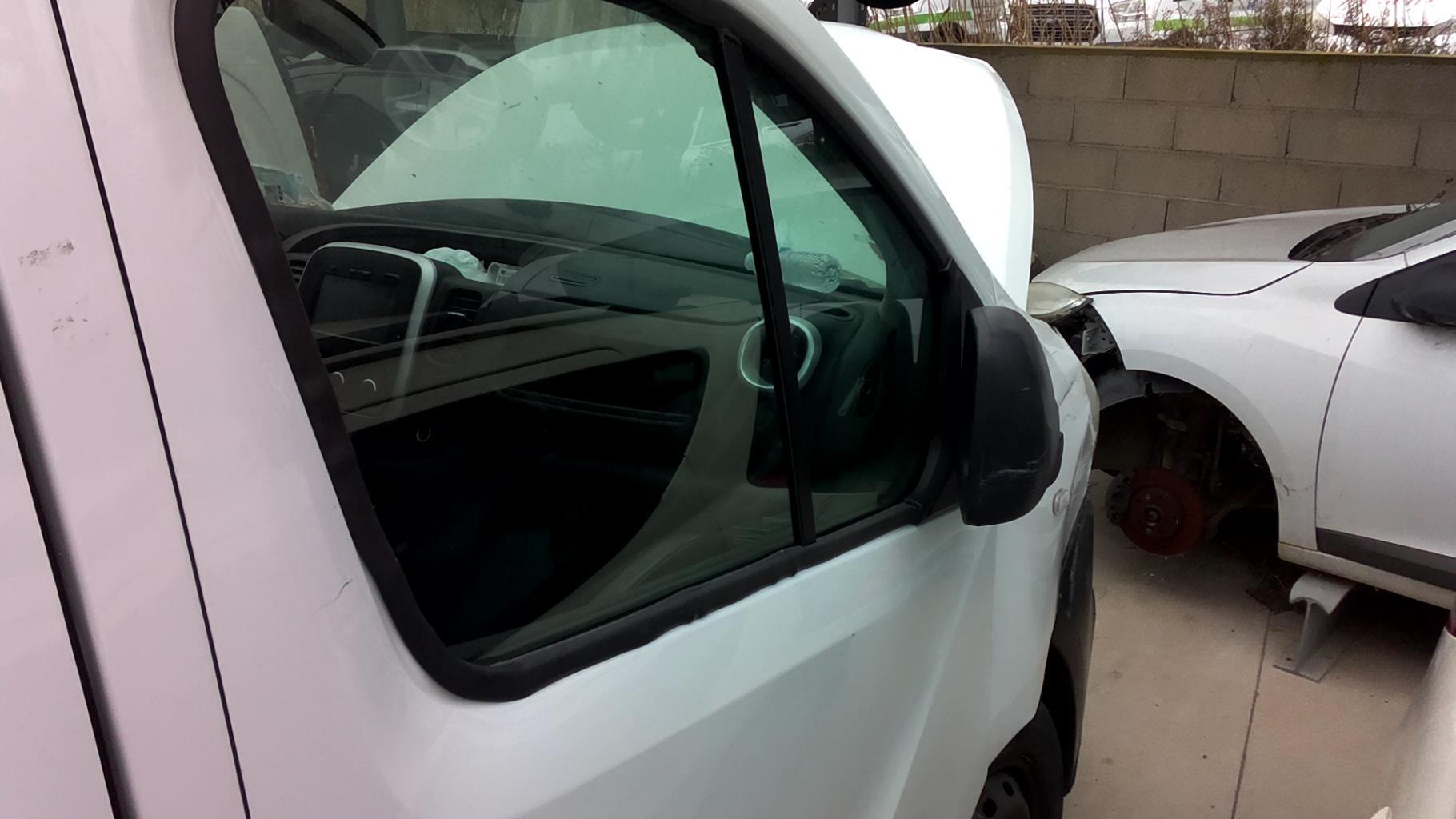 Vitre avant droit FIAT TALENTO Diesel - 1