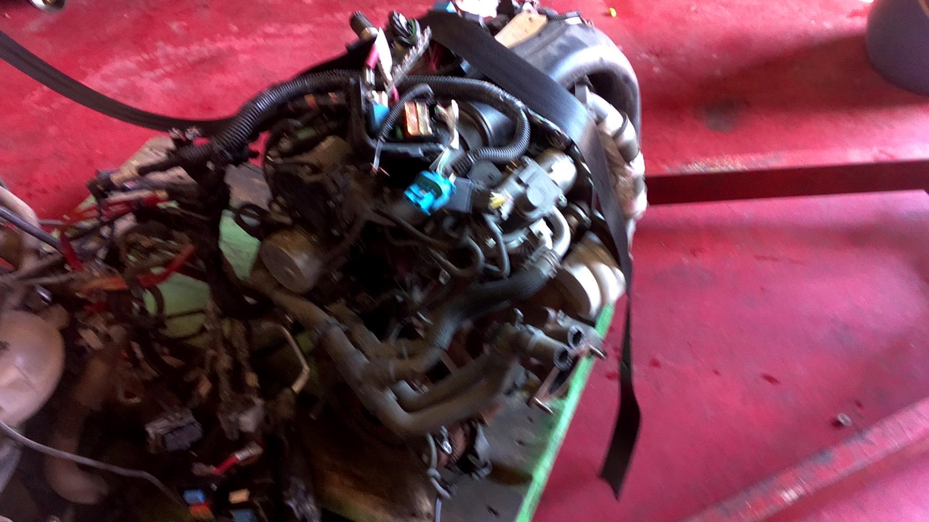 Moteur RENAULT CLIO 4 PHASE 1 Diesel - 1