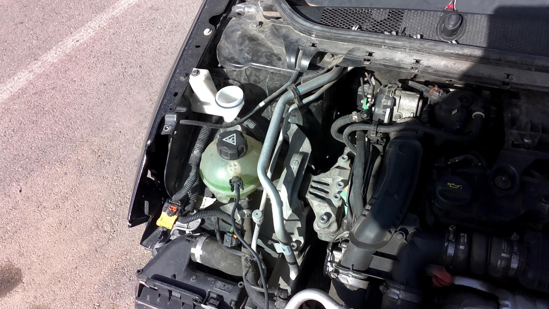 Vase d'expansion PEUGEOT 308 2 PHASE 1 Diesel - 1