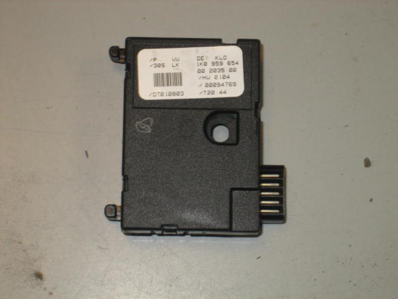 Divers VOLKSWAGEN GOLF 5 Diesel - 1