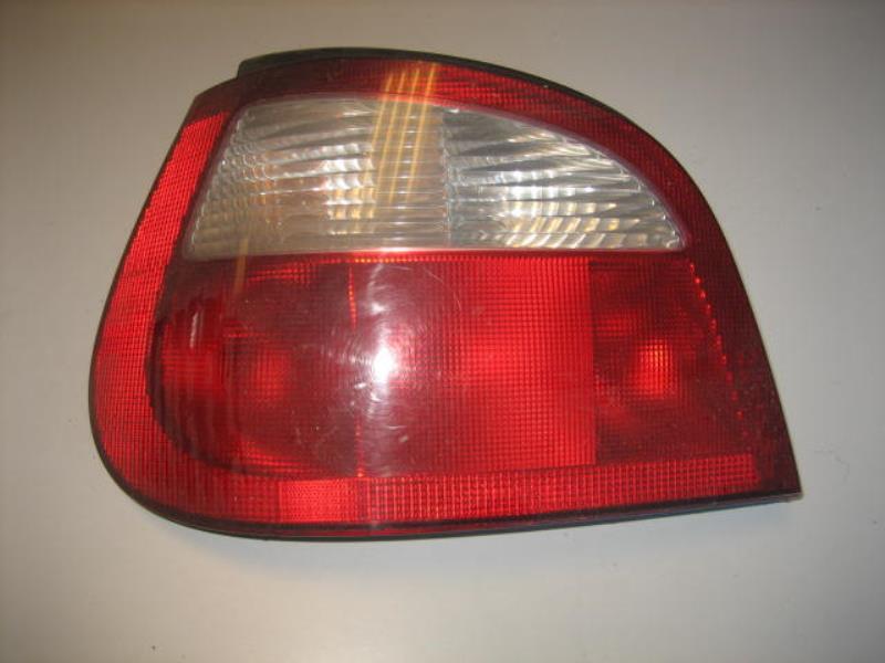 Fanale posteriore principale sinistro (luci) RENAULT MEGANE 1 PHASE 2 Diésel - 1