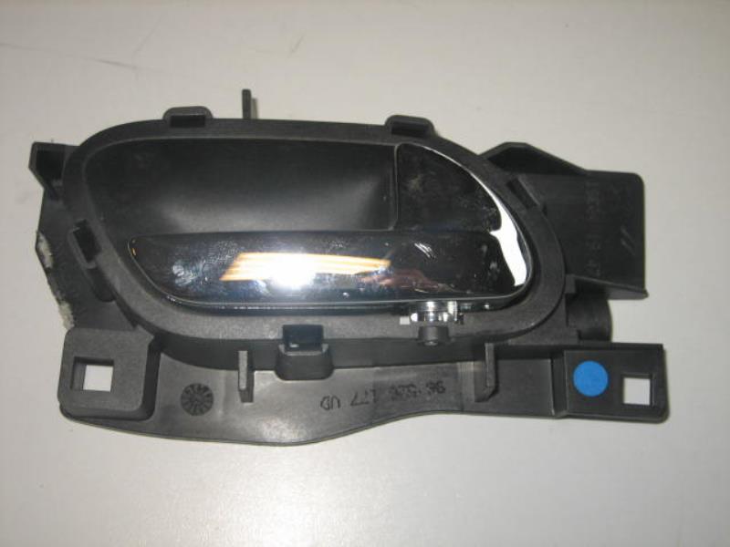 Maniglia interna posteriore destra PEUGEOT 407 PHASE 1 Diésel - 1
