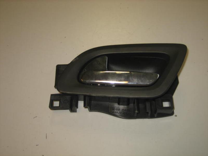 Maniglia interna posteriore sinistra PEUGEOT 308 1 SW PHASE 1 BREAK Diésel - 1