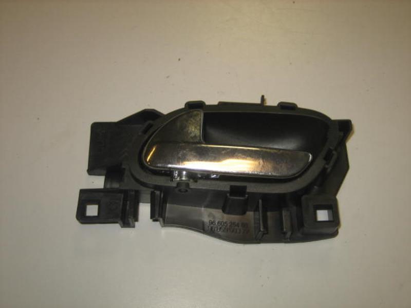 Maniglia interna anteriore sinistra PEUGEOT 308 1 SW PHASE 1 BREAK Diésel - 1