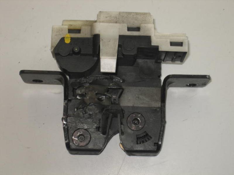 Serrure de hayon RENAULT SCENIC 2 PHASE 1 Diesel - 1