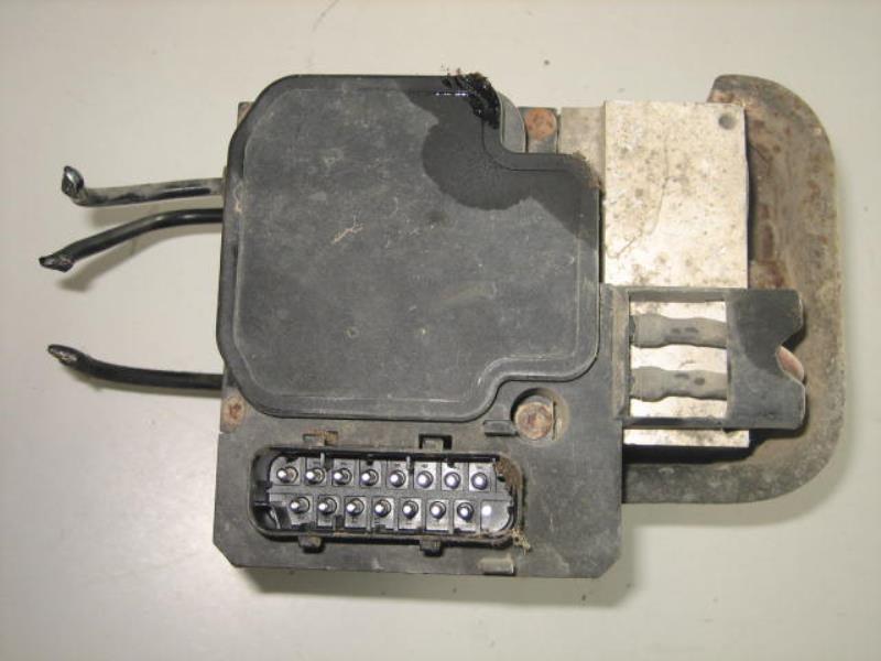 Blocco ABS (antibloccaggio freni) PEUGEOT 607 PHASE 1 Diésel - 1