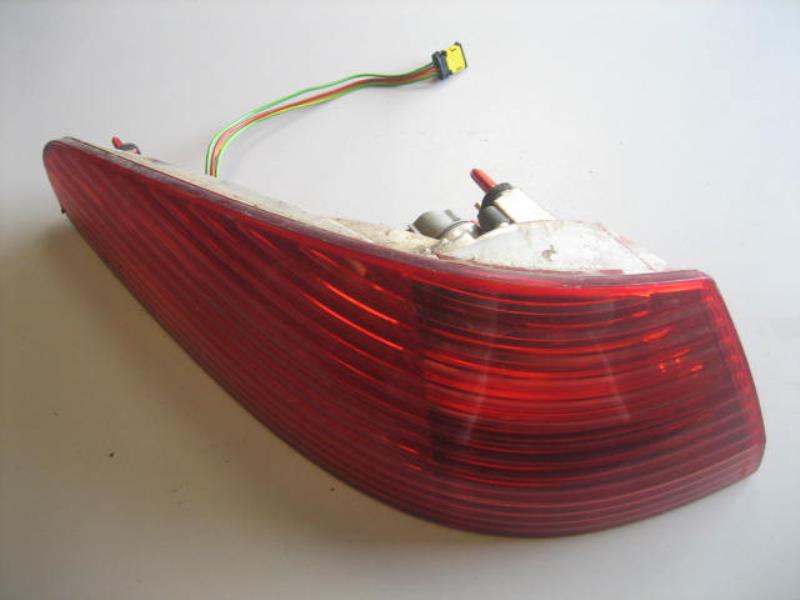 Fanale posteriore principale sinistro (luci) PEUGEOT 607 PHASE 1 Diésel - 1