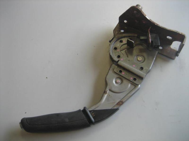 Levier frein à main PEUGEOT 607 PHASE 1 Diesel - 1