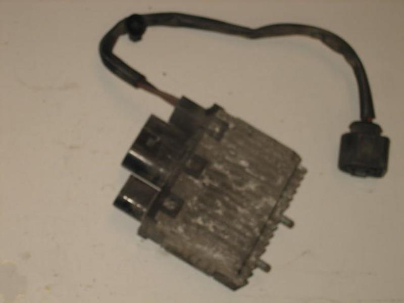 Relais electrique AUDI A4 2 AVANT PHASE 2 BREAK Diesel - 1