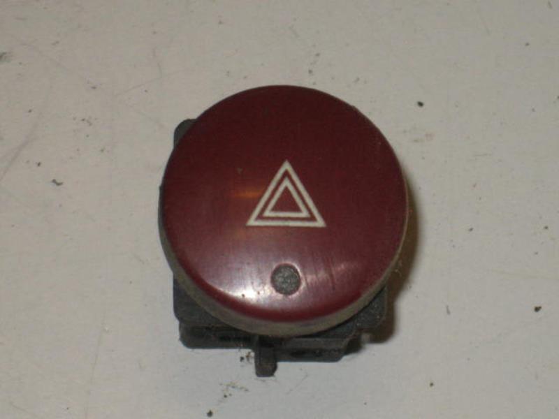 Bouton de warning CITROEN BERLINGO 1 PHASE 2 Diesel - 1