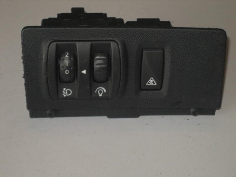 Commande de phare RENAULT LAGUNA 3 PHASE 1 Diesel - 1