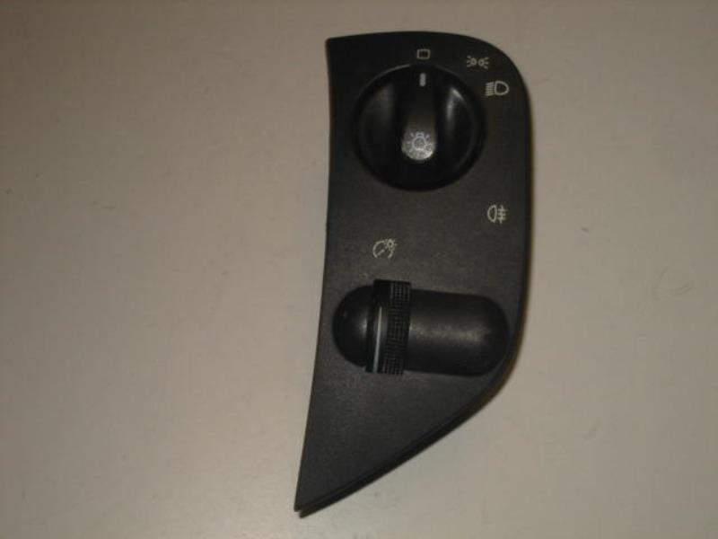 Commande de phare VOLKSWAGEN POLO 3 Essence - 1