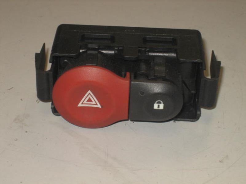 Bouton de warning RENAULT MODUS PHASE 2 Diesel - 1