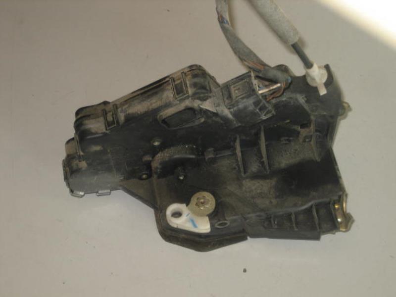 Serrure arriere droit BMW SERIE 3 E46 PHASE 2 Diesel - 1
