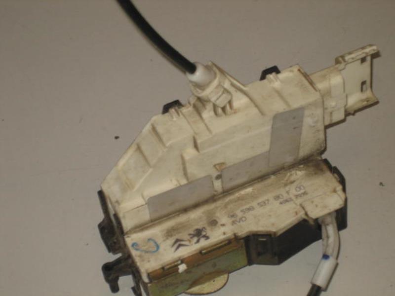 Serratura anteriore destra PEUGEOT 407 PHASE 1 Diésel - 1