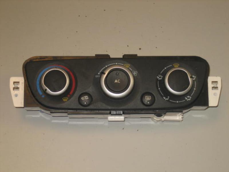 Commande chauffage RENAULT MEGANE 3 PHASE 1 Diesel - 1