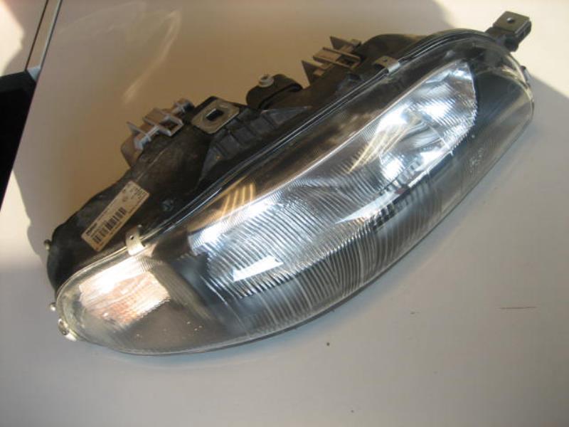 Gruppo ottico anteriore principale destro (luci)(faro) FIAT BRAVA Gasolina - 1