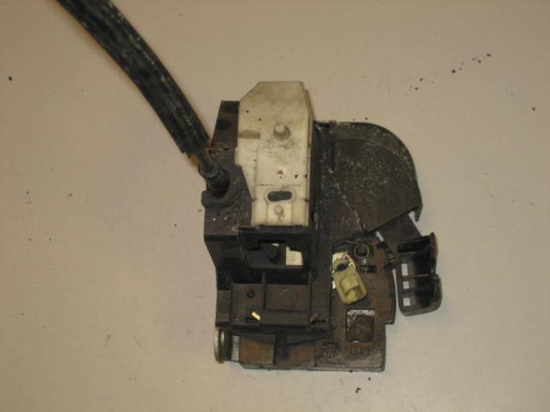 Serrure avant gauche RENAULT CLIO 2 PHASE 2 Diesel - 1