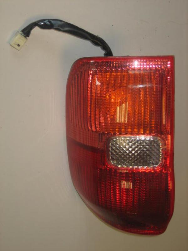 Fanale posteriore principale destro (luci) TOYOTA RAV4 2 PHASE 1 Diésel - 1