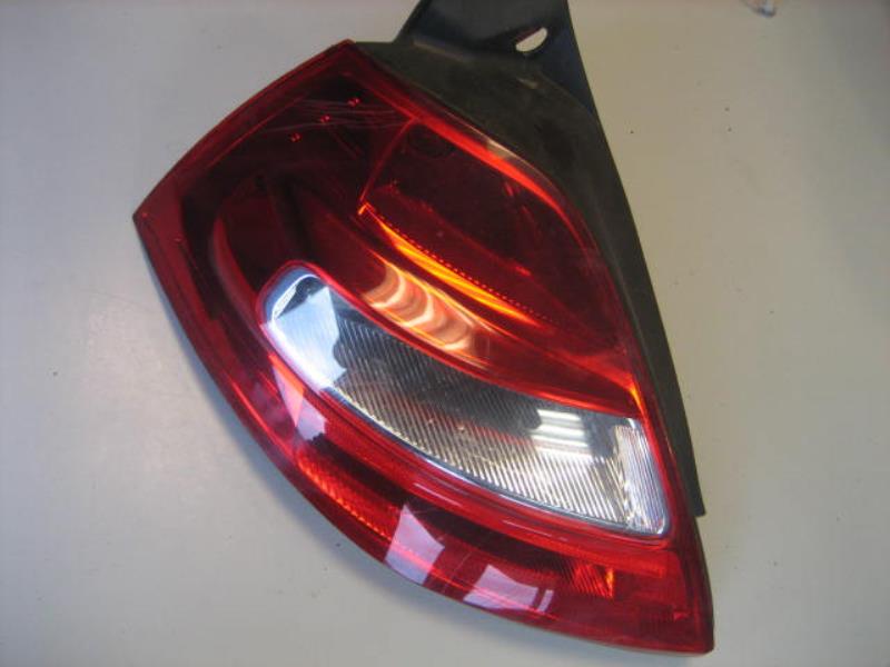 Fanale posteriore principale sinistro (luci) RENAULT MEGANE 2 PHASE 1 Gasolina - 1