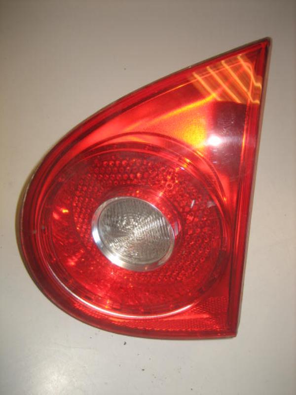 Gruppo ottico posteriore secondario destro (luci) VOLKSWAGEN GOLF 5 Diésel - 1