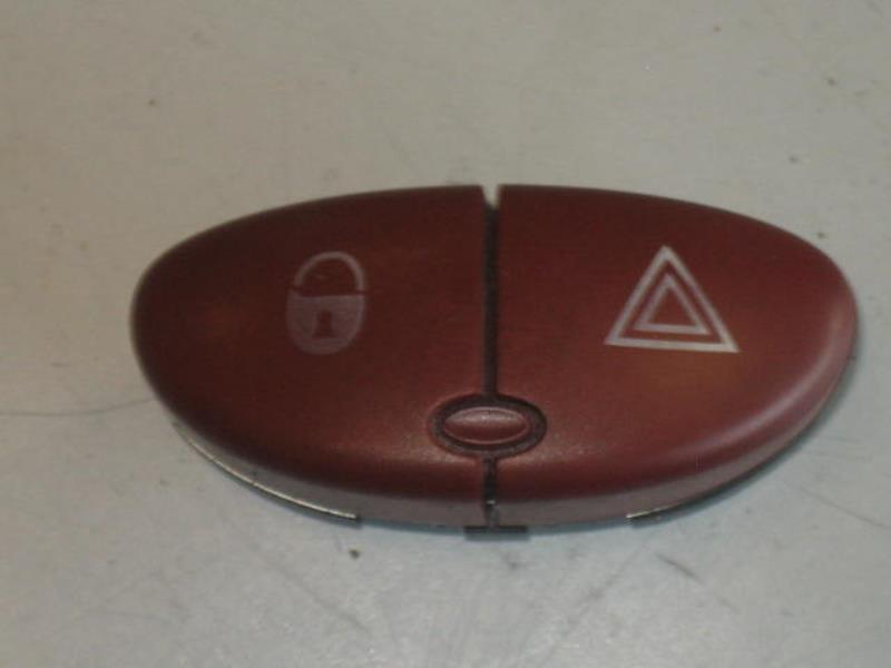 Bouton de warning CITROEN XSARA PICASSO PHASE 1 Diesel - 1