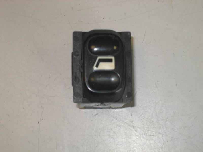 Interruttore lavacristalli anteriore destro PEUGEOT 406 PHASE 1 Diésel - 1
