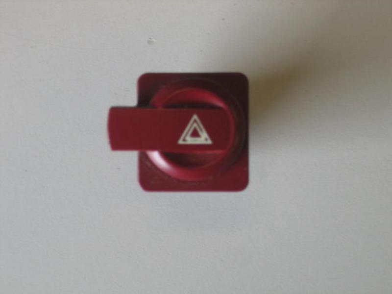 Bouton de warning CITROEN C4 1 PHASE 1 Diesel - 1