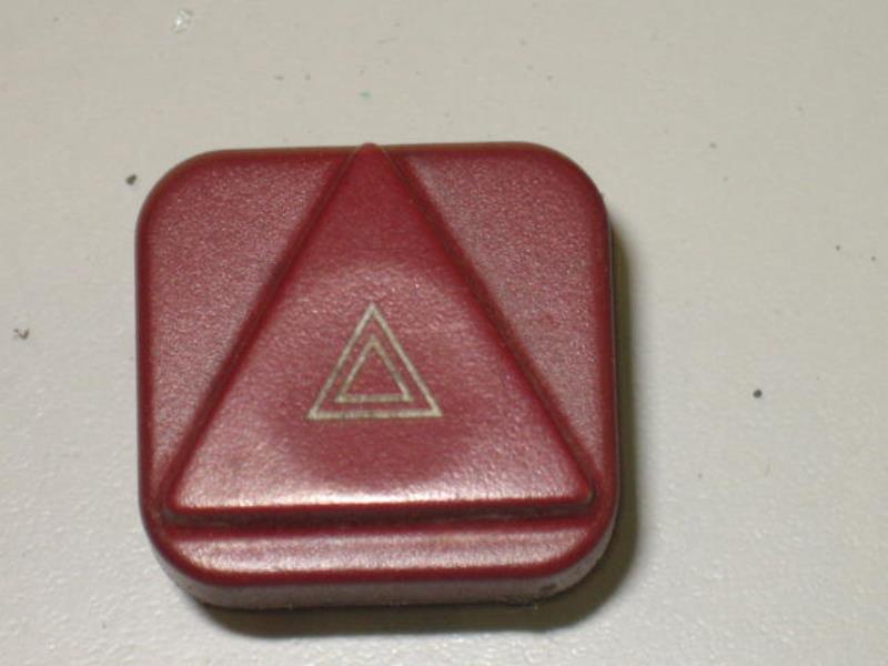 Bouton de warning PEUGEOT 1007 Diesel - 1