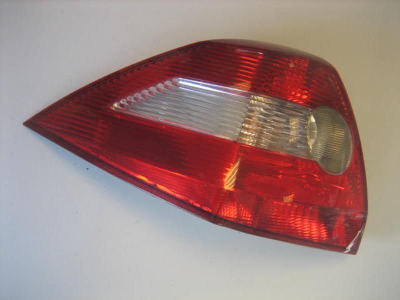 Fanale posteriore principale sinistro (luci) RENAULT MEGANE 2 PHASE 1 Diésel - 1