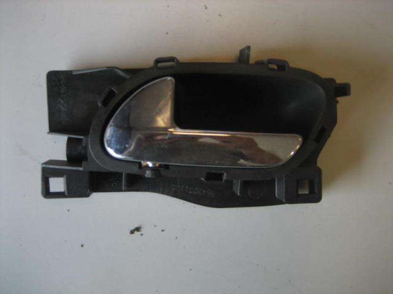 Maniglia interna posteriore sinistra CITROEN C4 1 PHASE 1 Diésel - 1