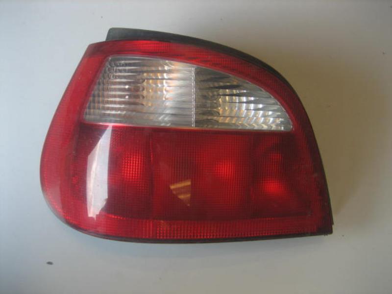Fanale posteriore principale sinistro (luci) RENAULT MEGANE 1 PHASE 2 Diésel - 1
