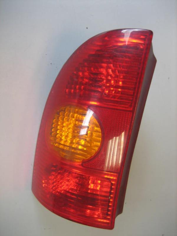 Fanale posteriore principale sinistro (luci) RENAULT MEGANE 1 BREAK Diésel - 1